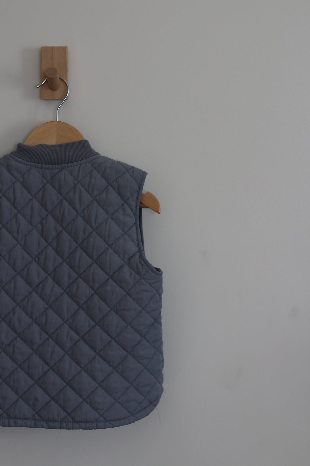 Nicole Miller Quilted Boys Vest - size 4T