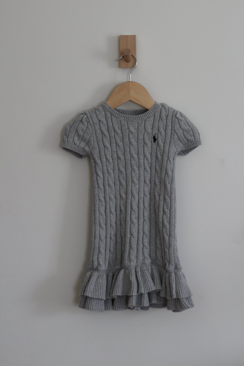 Ralph Lauren Girls Gray Cable Knit Short Sleeve Ruffle Sweater Dress - size 4T