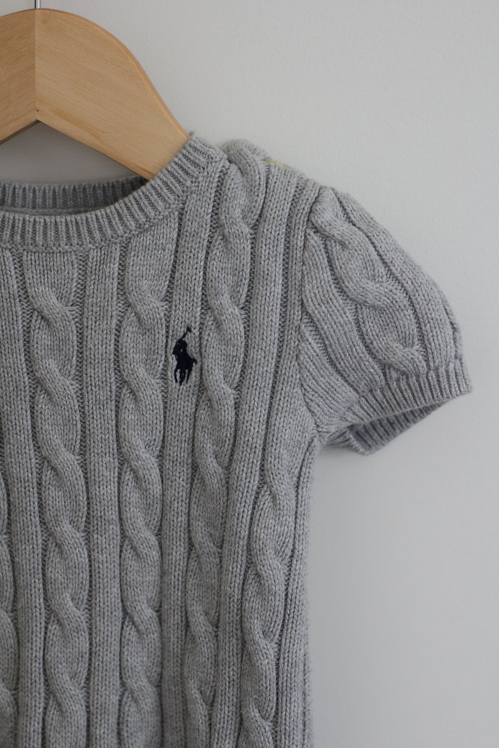 Ralph Lauren Girls Gray Cable Knit Short Sleeve Ruffle Sweater Dress - size 4T