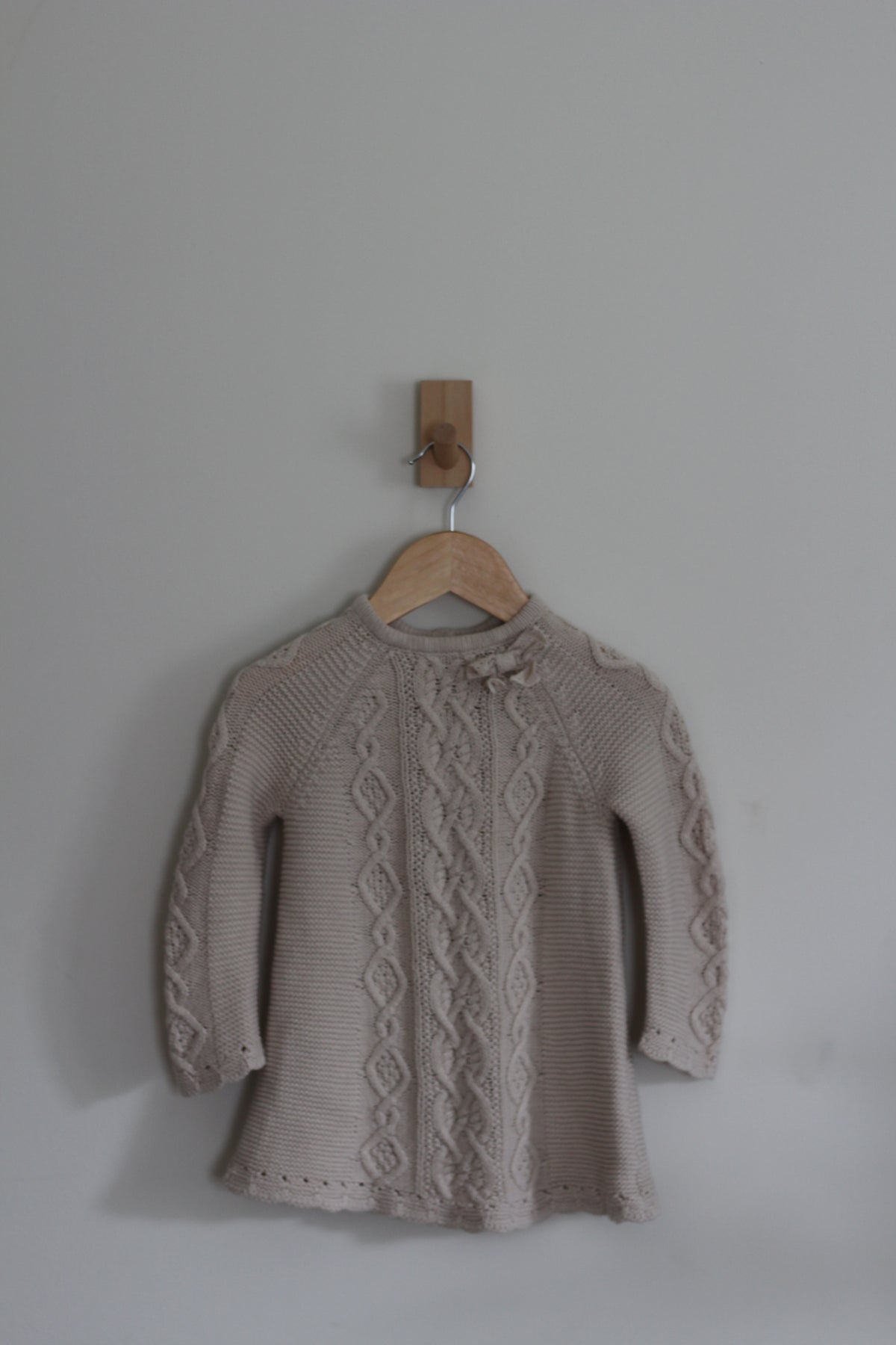 Cupcakes and Cashmere Girls Cable Knit Cream Girls Sweater Dress - size 24 months