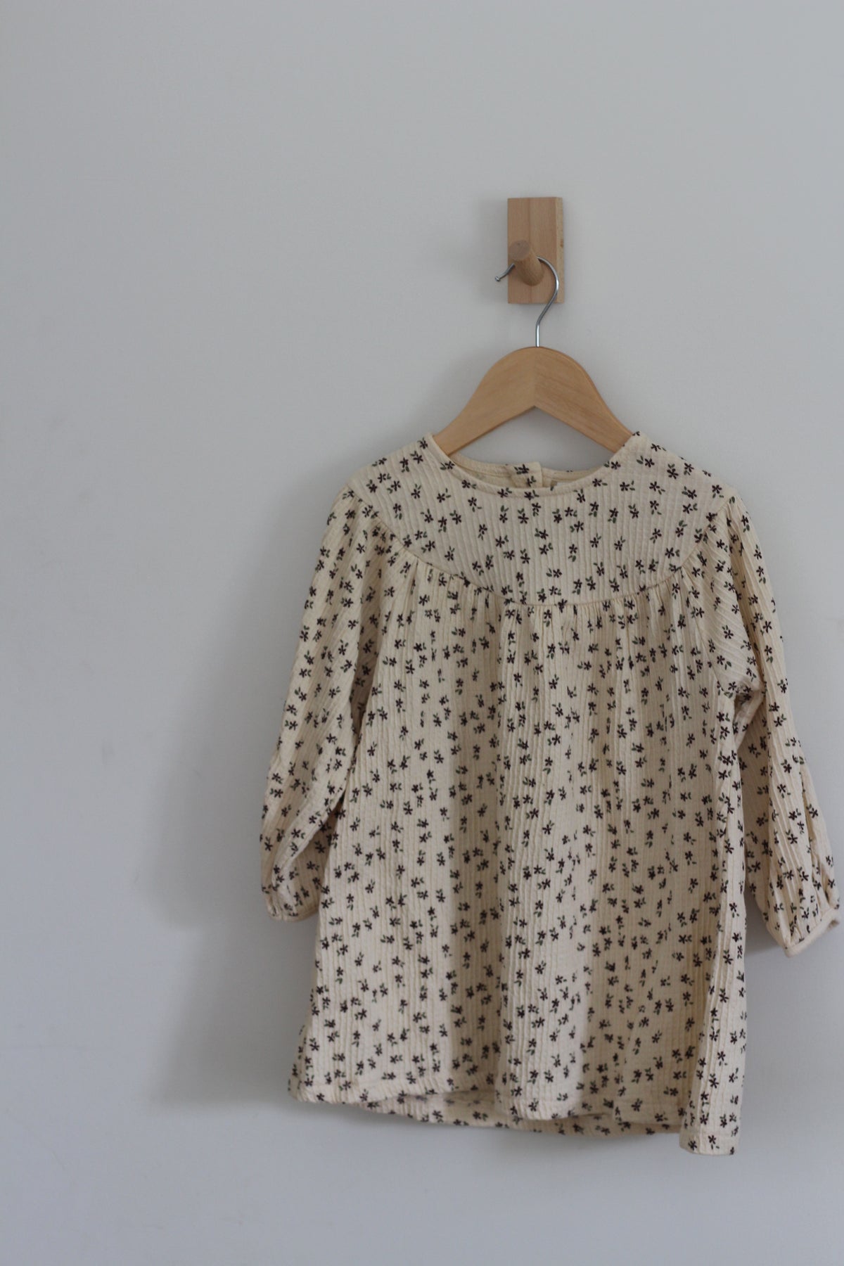 Zara Kids Floral Muslin Dress - size 4T