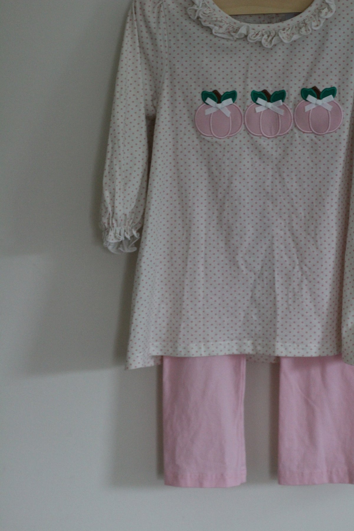Lillie & Lilah Pink Polka Dot Pumpkin Legging Set