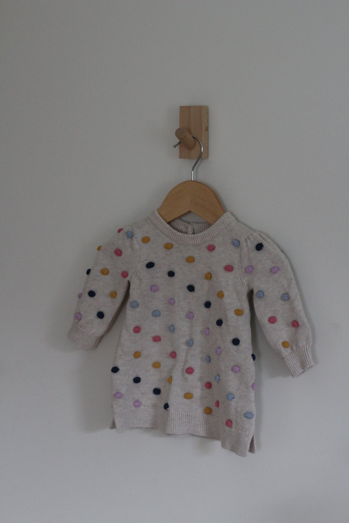 Baby Gap Cream Popcorn Knit Multicolor Pom Pom Sweater Dress - size 3-6 months