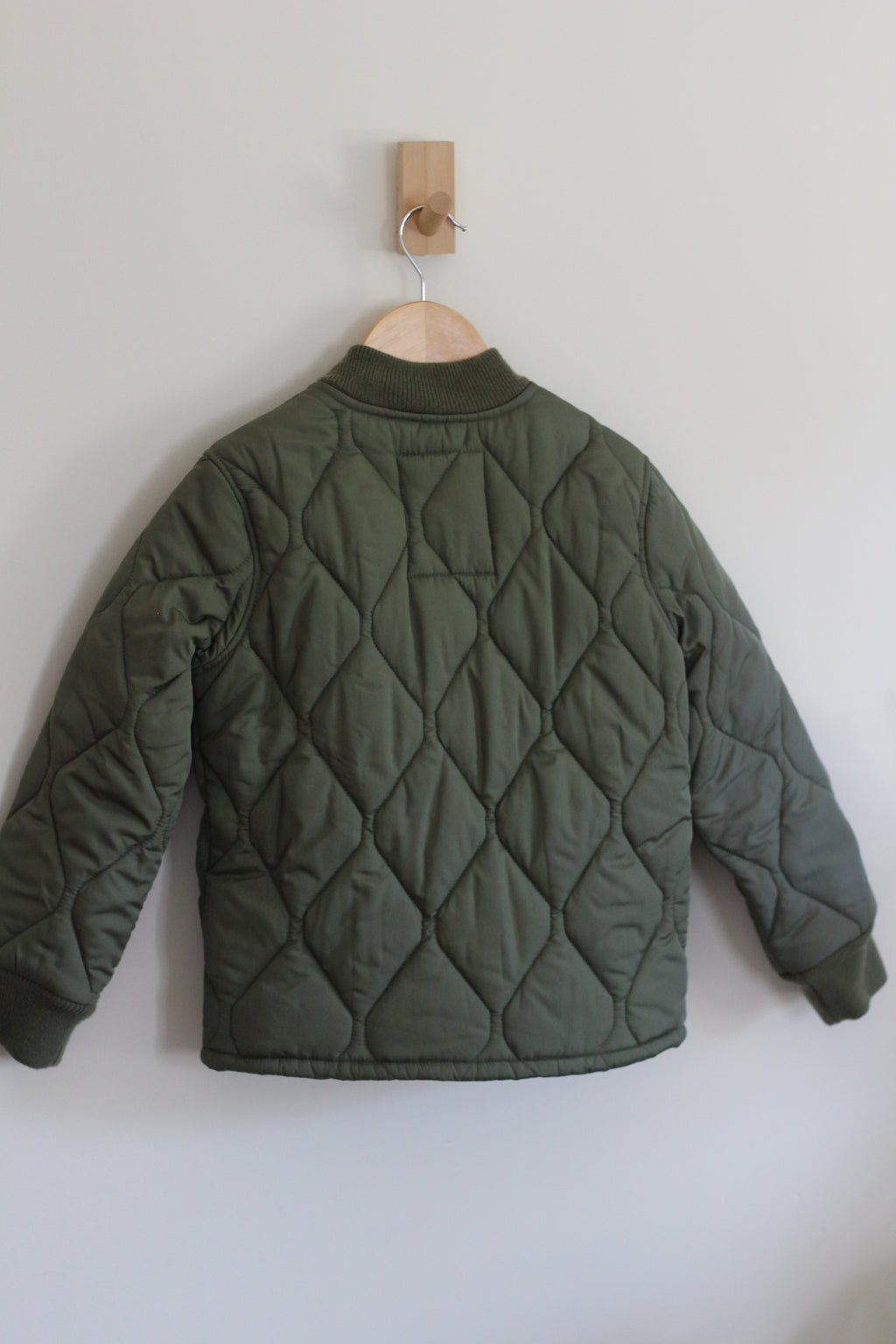 Gap Kids Olive Green Diamond Quilted Bomber Jacket - size small or 6 / 7
