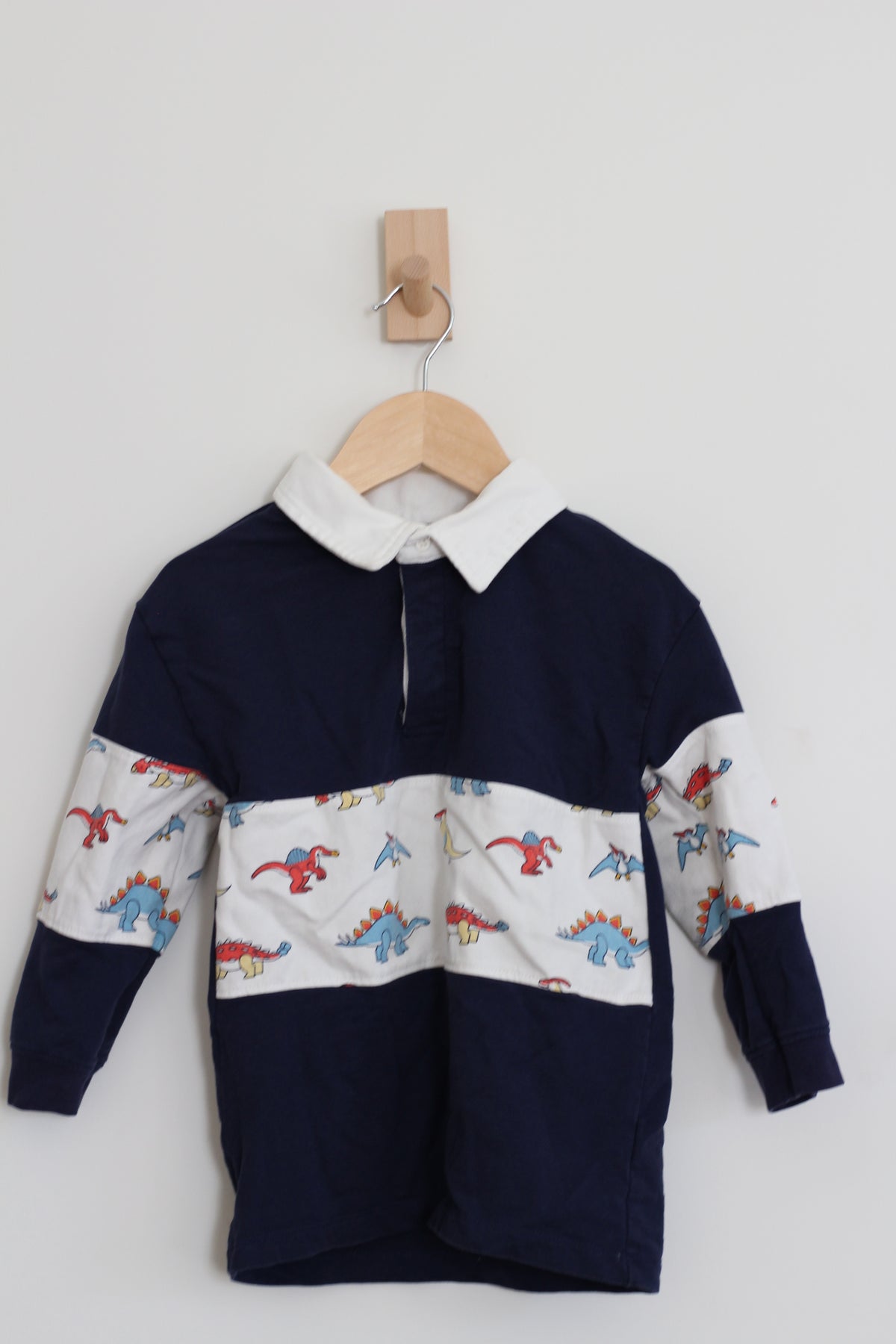 Monica + Andy Organic Cotton Rugby Shirt with Dinosaurs - size 5T