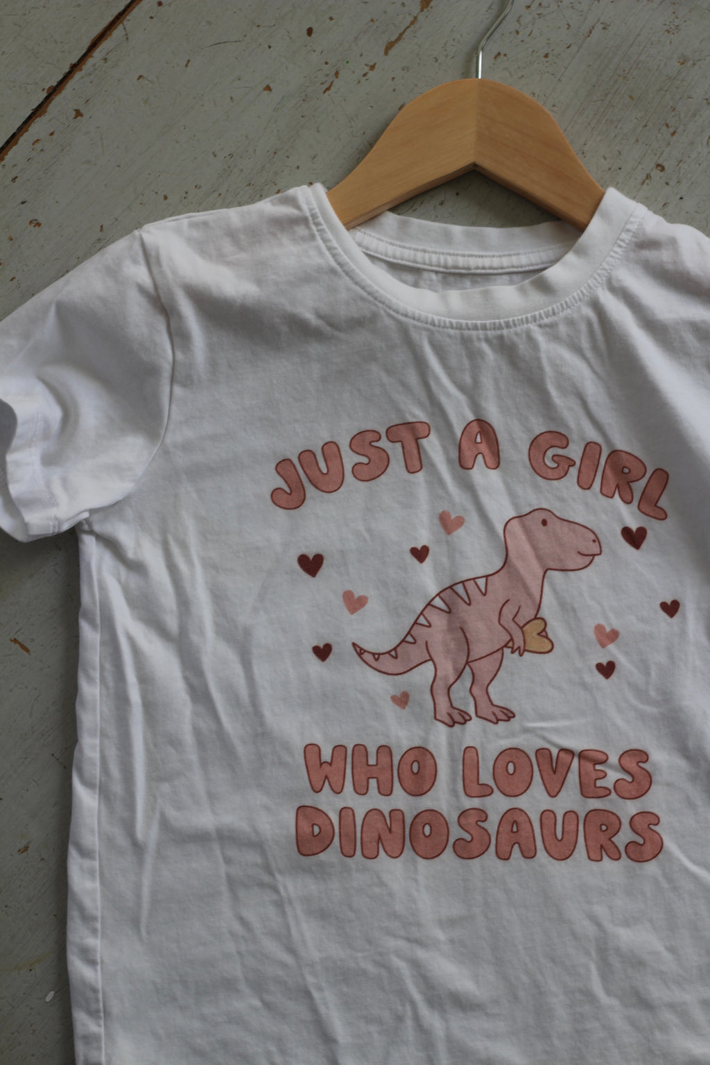 Caden Lane "Just A Girl Who Loves Dinosaurs" Organic Cotton Graphic Tee - Size S (6-8)