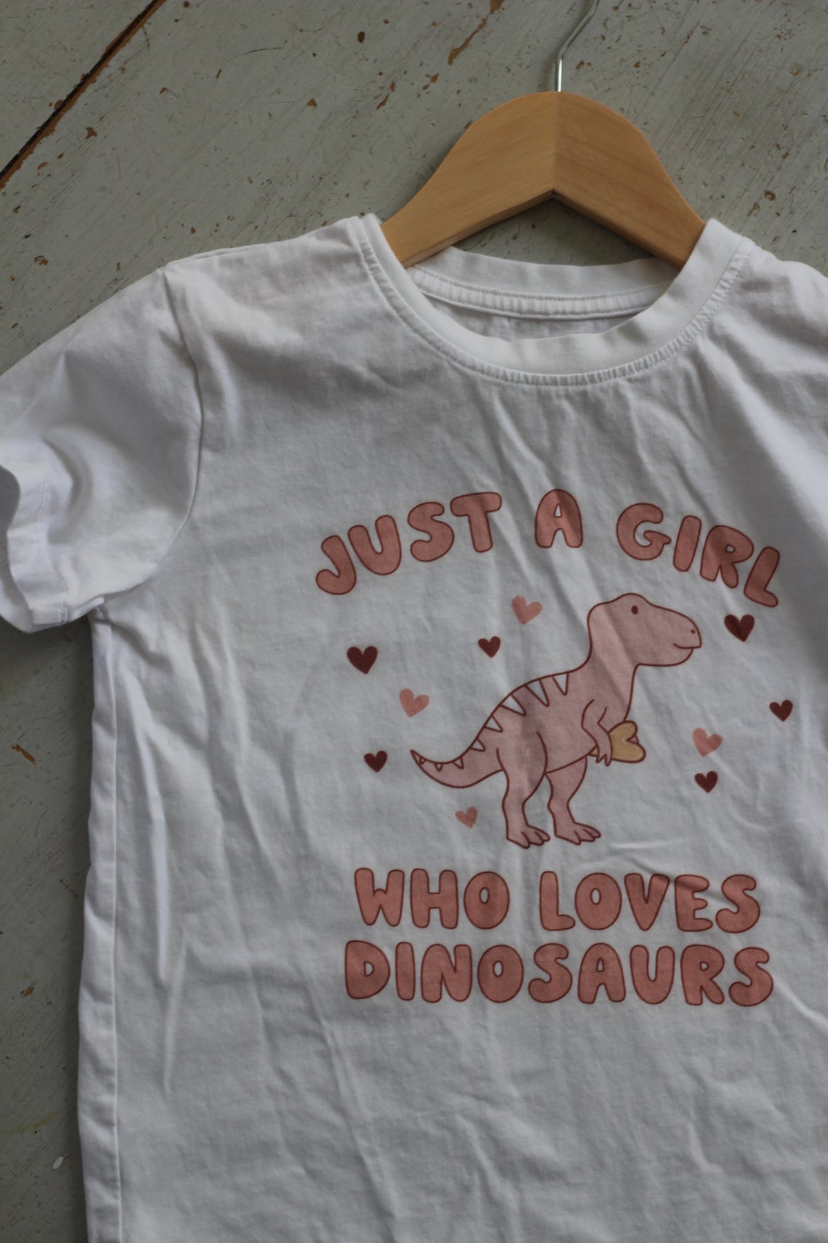 Caden Lane "Just A Girl Who Loves Dinosaurs" Organic Cotton Graphic Tee - Size S (6-8)