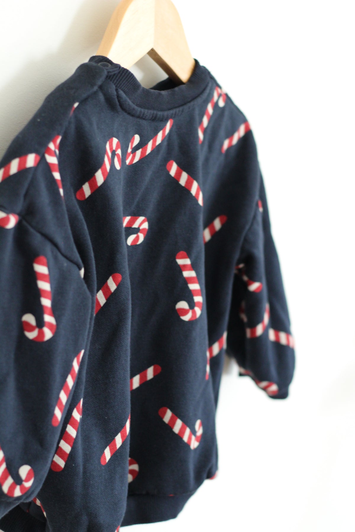 H&M Candy Cane Holiday Sweater in Navy - size 18 months