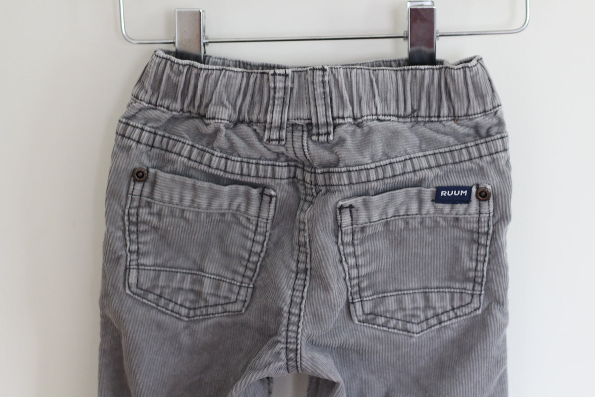 Ruum Corduroy Boys Pants in Grey - size 2y