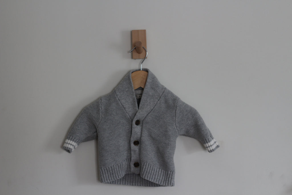 Hope & Henry Grey Knitted Cardigan - size 3 months