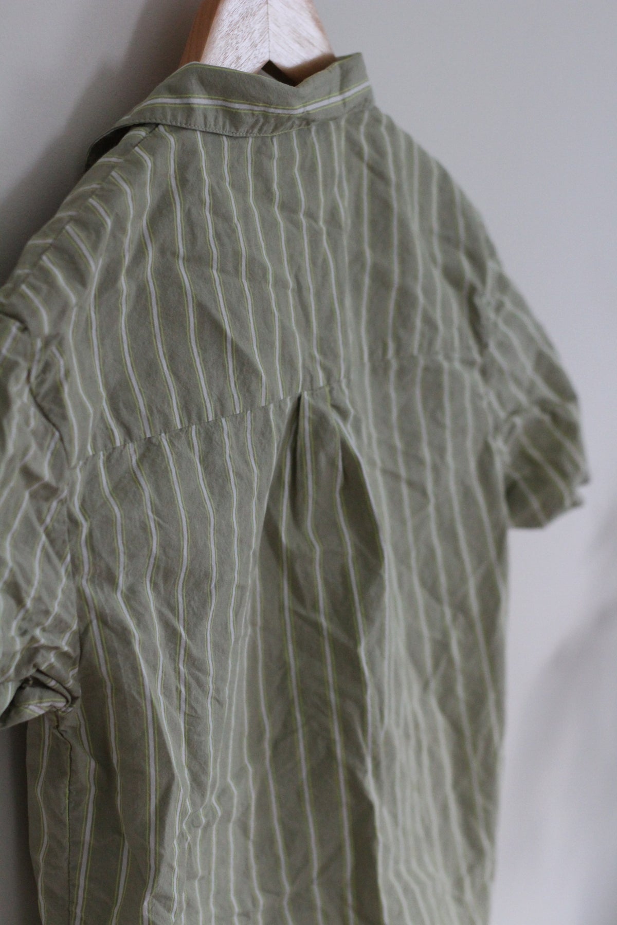 Bonton Boys Striped Short Sleeve Button Down - size 10