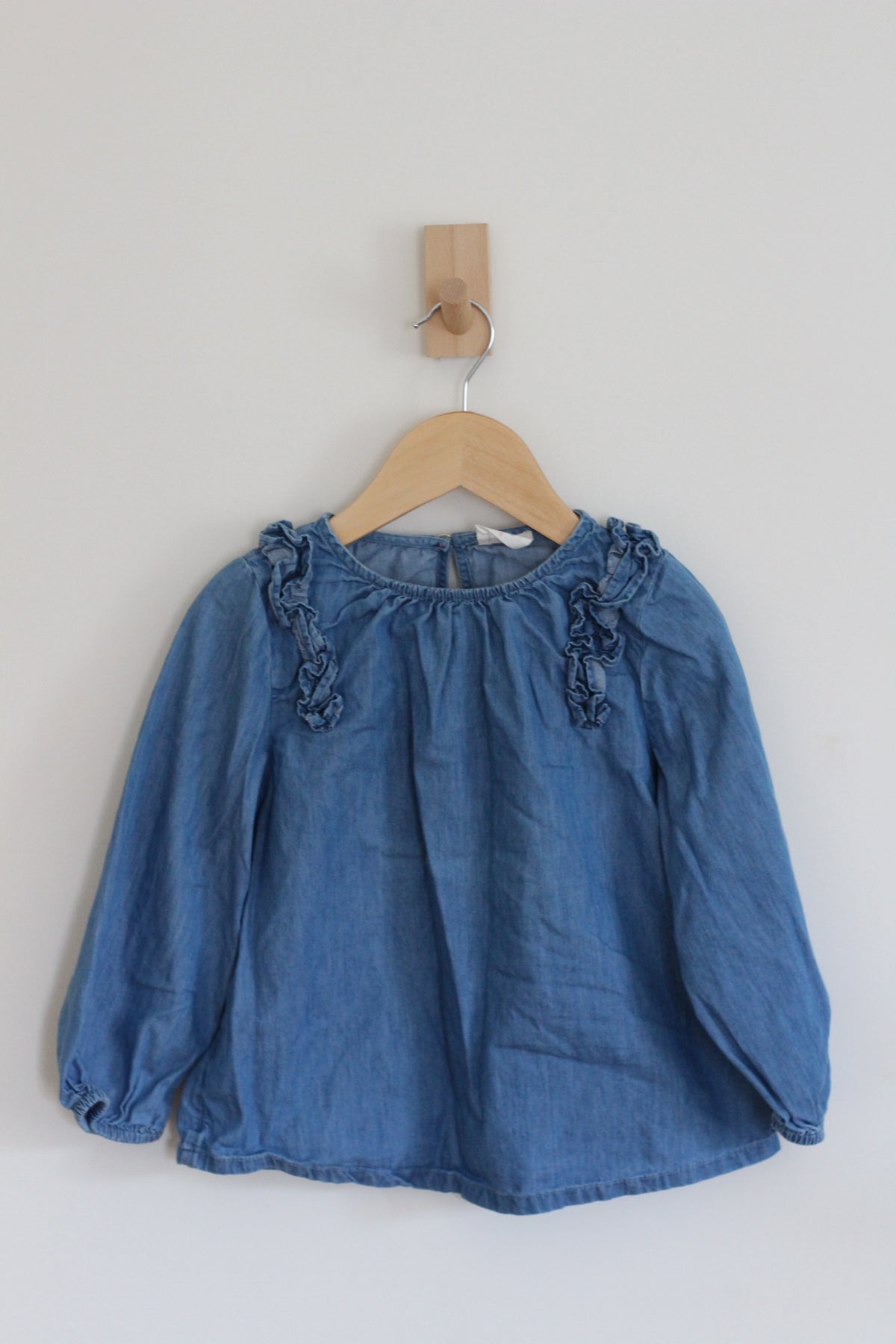 Crewcuts Ruffle Shoulder Chambray Top - size S or 6 / 7