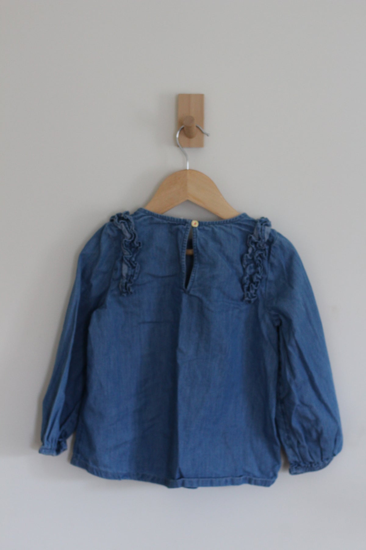 Crewcuts Ruffle Shoulder Chambray Top - size S or 6 / 7