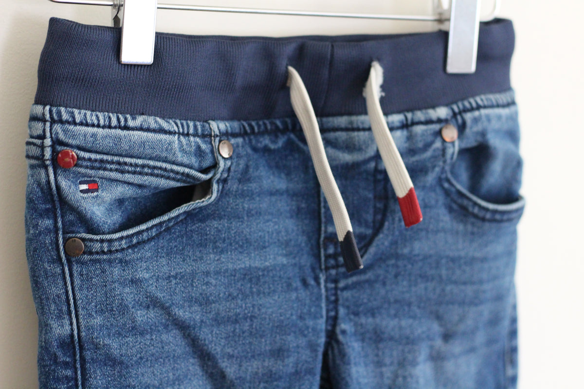 Tommy Hilfiger Boys Pull - On Knit Waist Slim Jeans - size 5