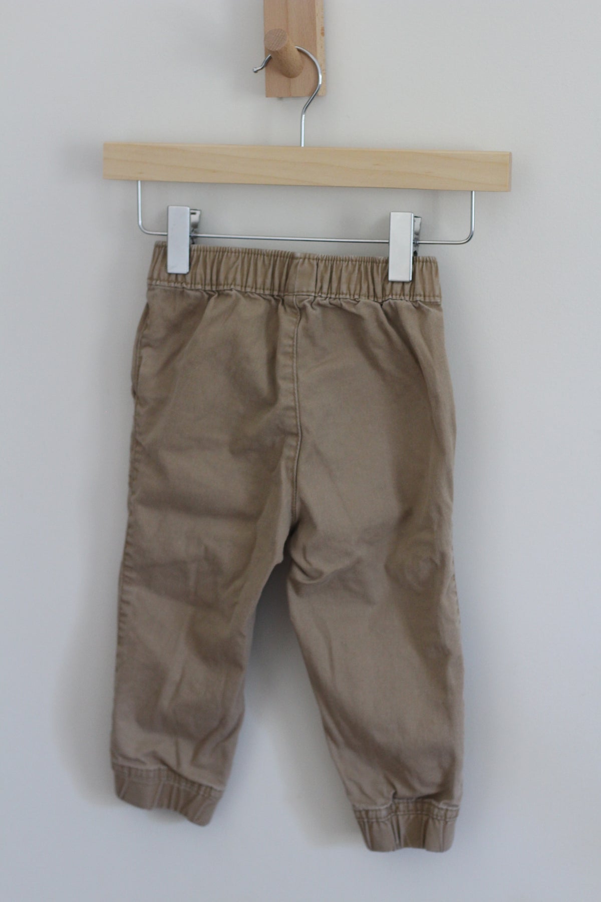 Baby Gap Boys Beige Utility Jogger - size 18 - 24 months