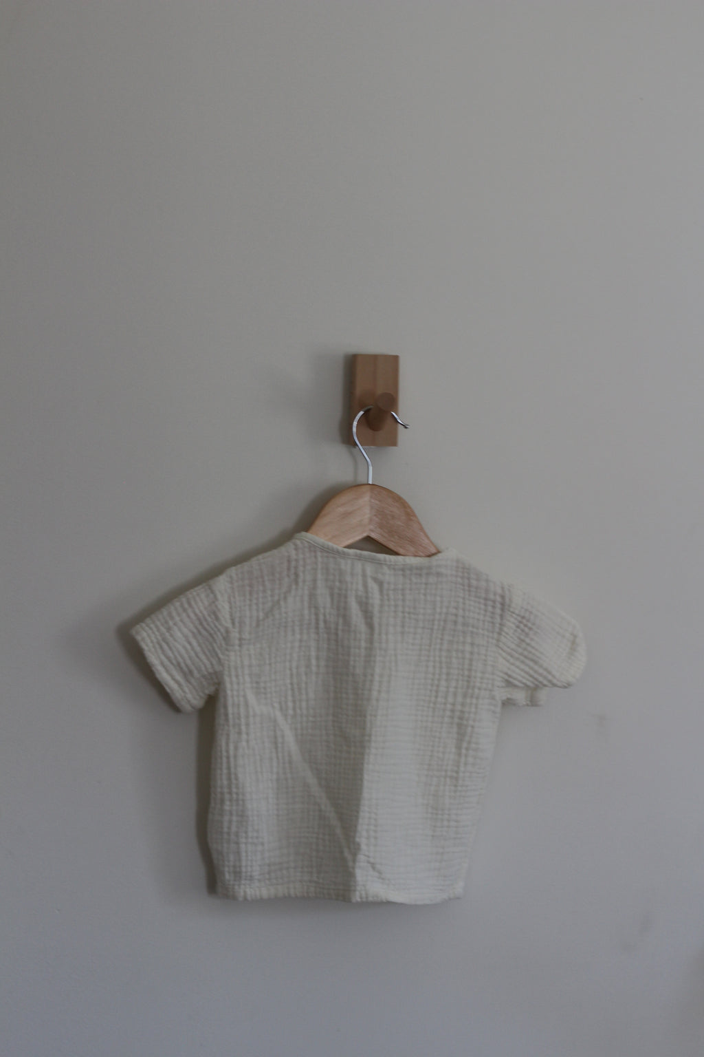 H&M Cotton Muslin Henley Short Sleeve Shirt - size 18 months