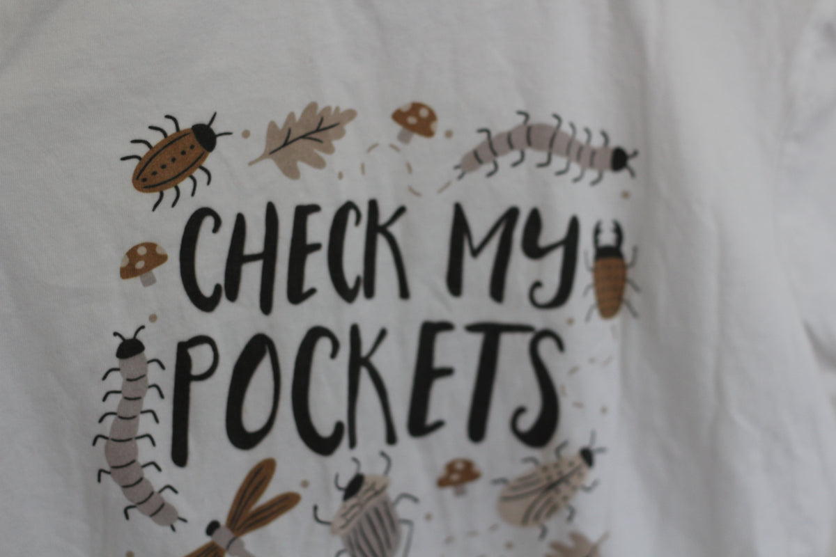 Caden Lane "Check My Pockets" Organic Cotten Graphic Tee - size small 6 / 8