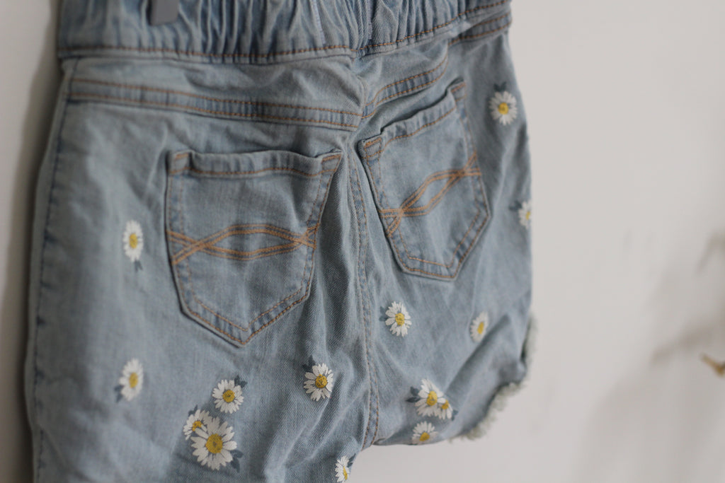 Abercrombie Kids Daisy Wrap Denim Skort - size 9 / 10