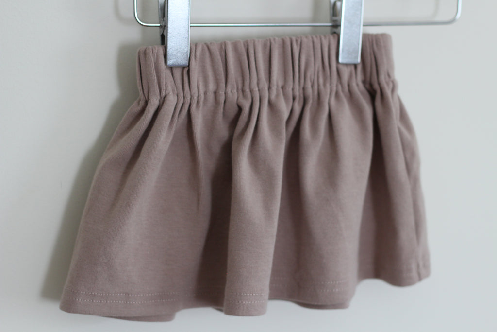 Mebie Baby Taupe Flutter Tee and Skirt Set - size 3 - 6 months