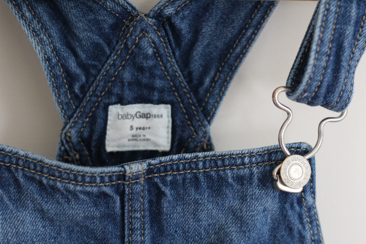 Baby Gap Denim Skirtall - size 5 years
