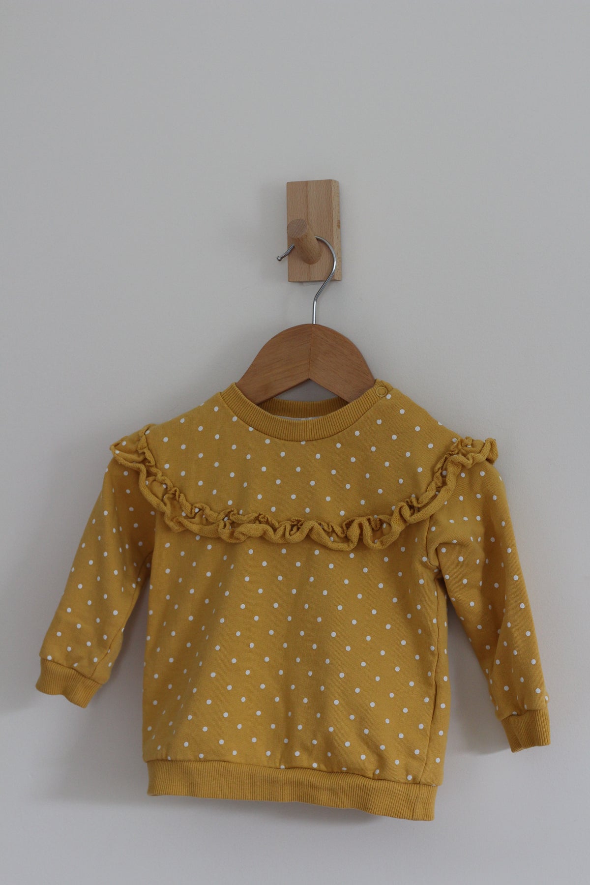 H&M Ruffle Polka Dot Sweatshirt - size 12 months
