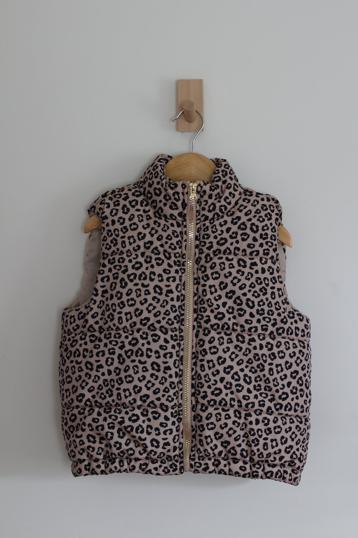Derek Heart Leopard Print Puffer Vest - size 10 / 12