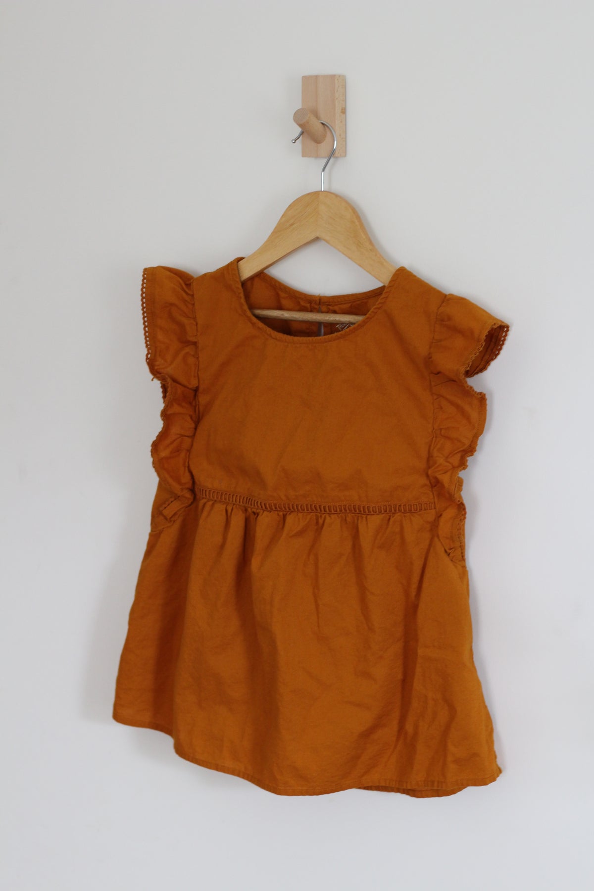 Thereabouts Flutter Sleeve Top - size medium, 10 - 12
